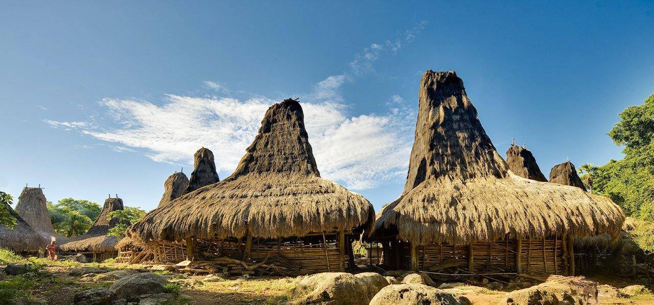 Urtümliches Dorf auf Sumba Island